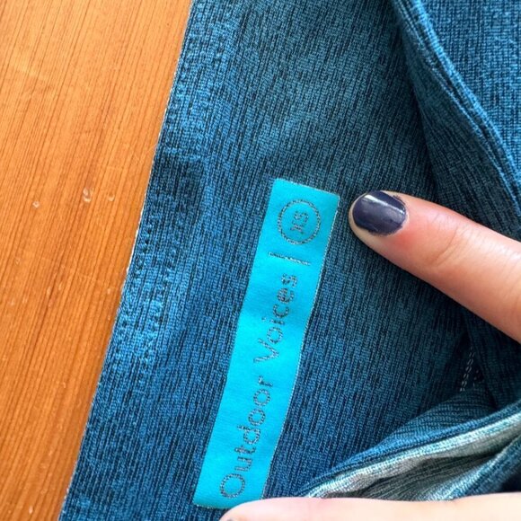 🦋 MADEWELL X OUTDOOR VOICE 3/4 Warmup Leggings Blue Green Size XS - Picture 4 of 5